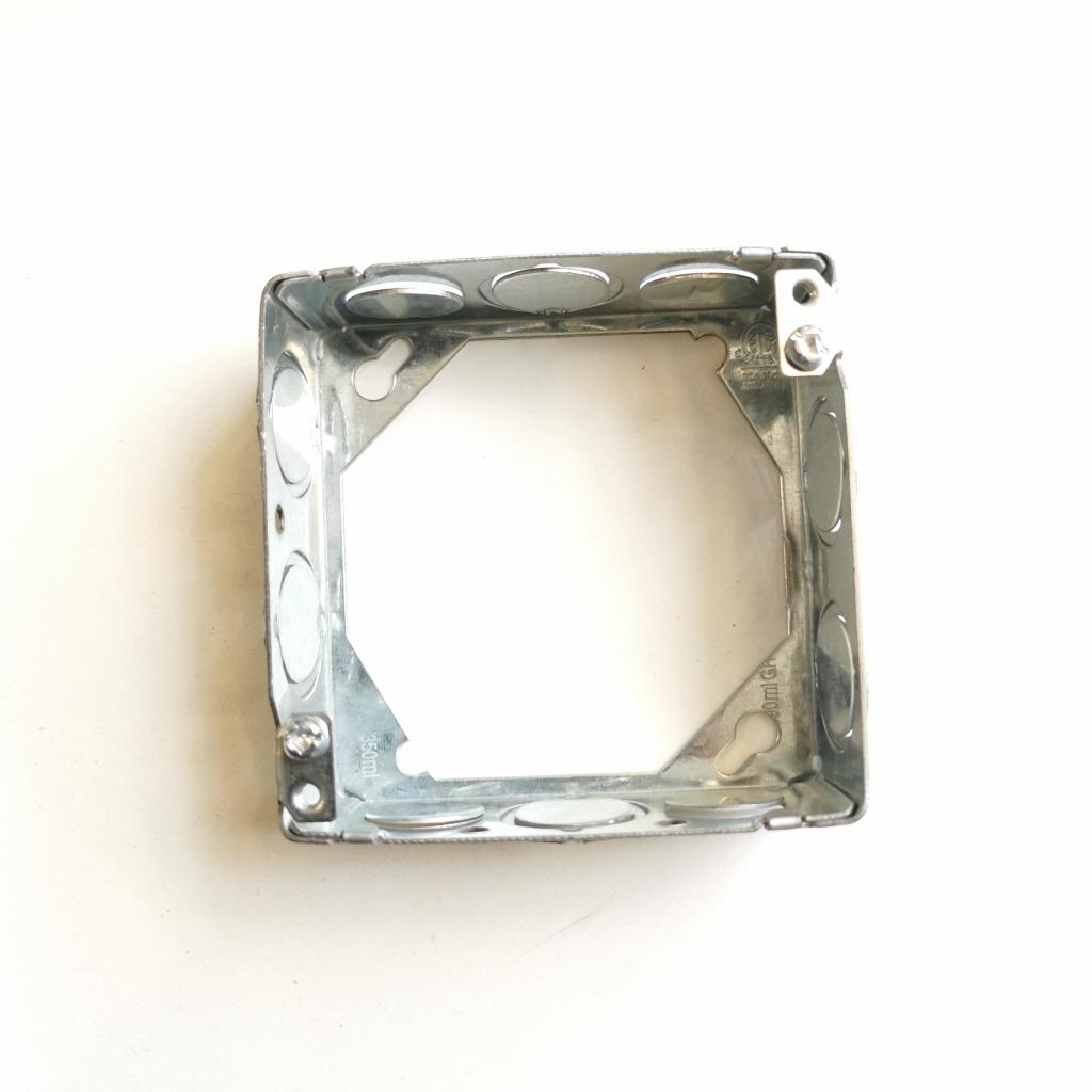 53151-K 4" square extension ring 21.0 cu in. 1-1/2 in. deep