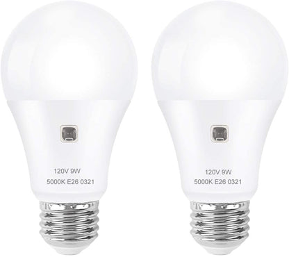 9W Dusk to Dawn Light Bulb 60W Equivalent, A19 E26 Sensor Bulbs Outdoor Auto on and Off, Daylight White 3000K