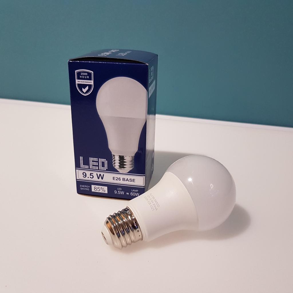 A19 3000K 9.5W (60W Equivalent) WARM WHITE Dimmable LED Light Bulb