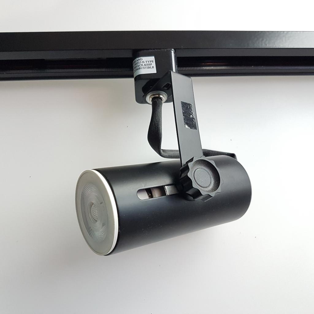 Track Lighting Head for LED Spot Light, Black/White Trim