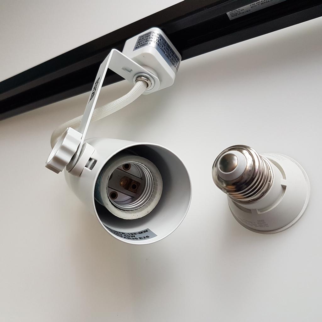 Track Lighting Head for LED Spot Light, Black/White Trim