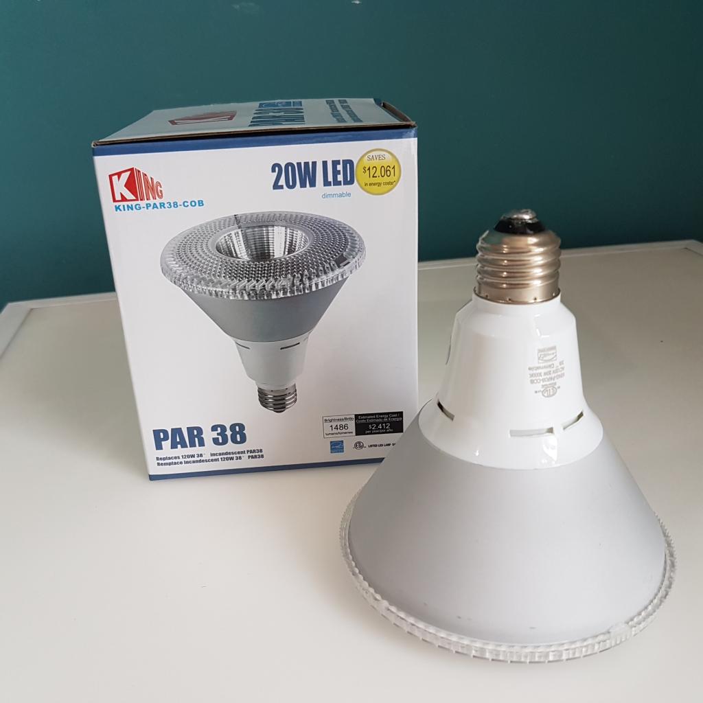 PAR38 KING 3000K 20W